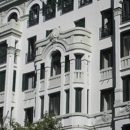 Hostal Trevinca Madrid Exterior photo