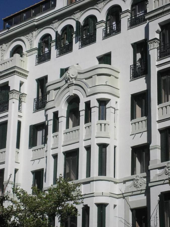 Hostal Trevinca Madrid Exterior photo